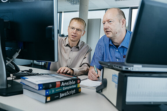 Embedded Software Developer (m/f/d) – C++/Linux SensoTech-2021_S-7972.jpg
